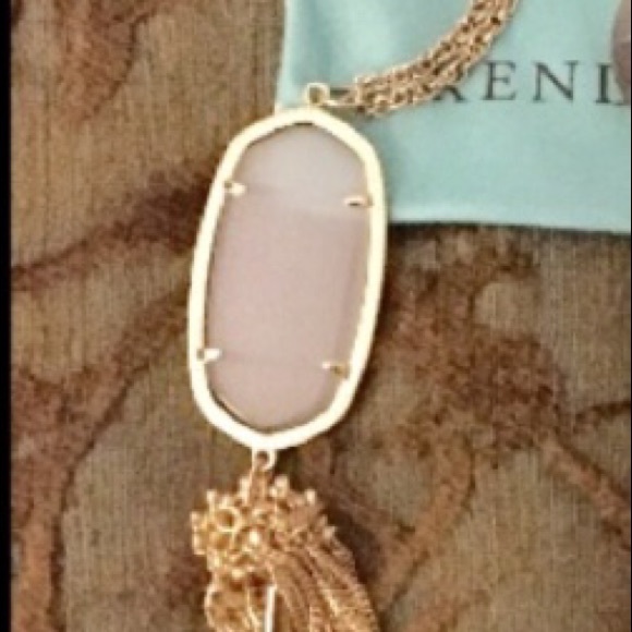 Kendra Scott Rahne necklace in slate - Picture 3 of 3